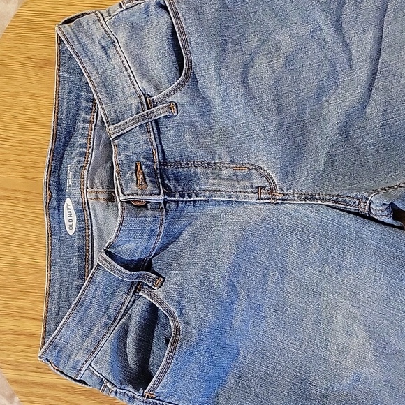 Old Navy Skinny jeans - Picture 2 of 4